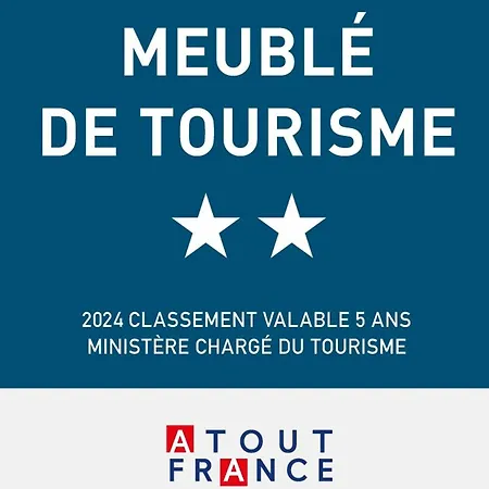 T2 Climatise Avec Mezzanine, Loggia Et Acces Direct A La - Fr-1-529-26 Apartment *